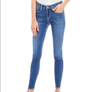 Levi’s Mid Rise Skinny Jeans